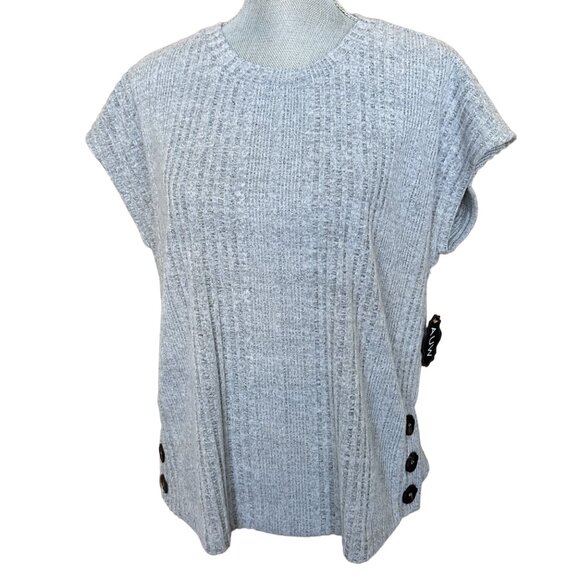 AUW Sweater Top - Size Large - NWT - Gray Pullover - Button Accents Short Sleeve - Picture 1 of 11